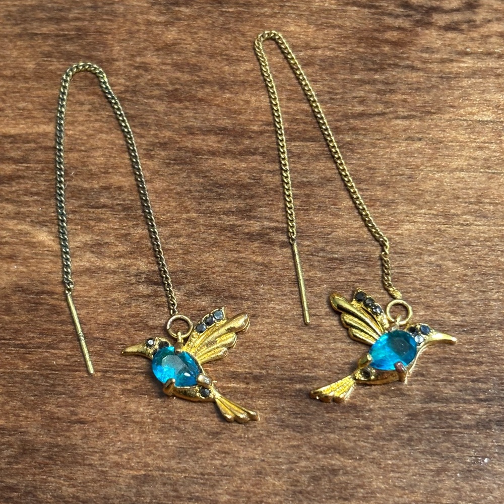 Hummingbird Chain Thread Earrings